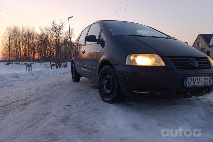 Volkswagen Sharan 1 generation [restyling] Minivan