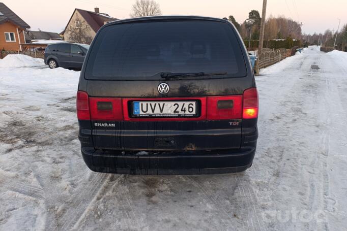 Volkswagen Sharan 1 generation [restyling] Minivan