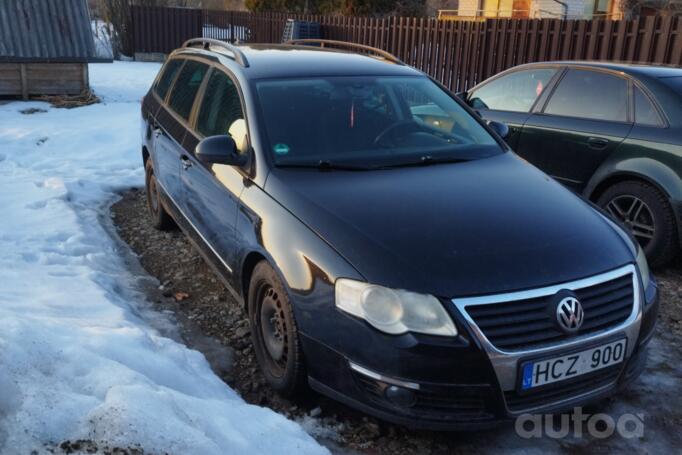 Volkswagen Passat B6 wagon 5-doors