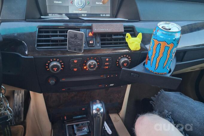 BMW 5 Series E60/E61 Touring wagon