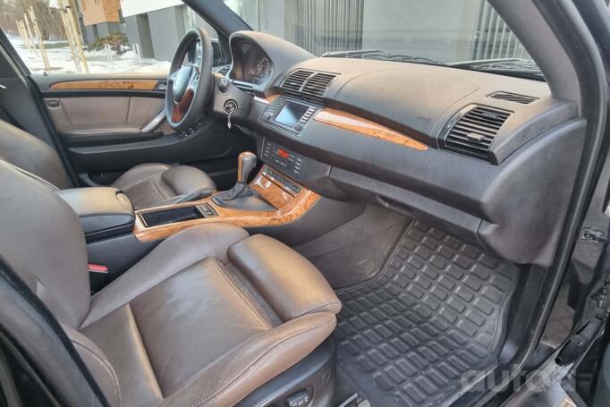 BMW X5 E53 [restyling] Crossover