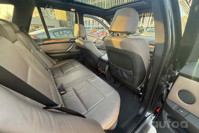 BMW X5 E53 [restyling] Crossover