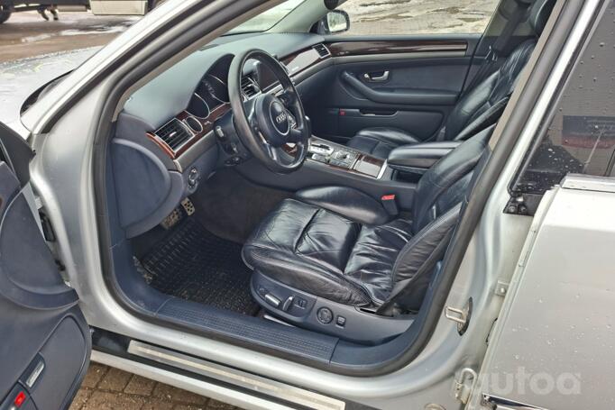 Audi A8 D3/4E Sedan