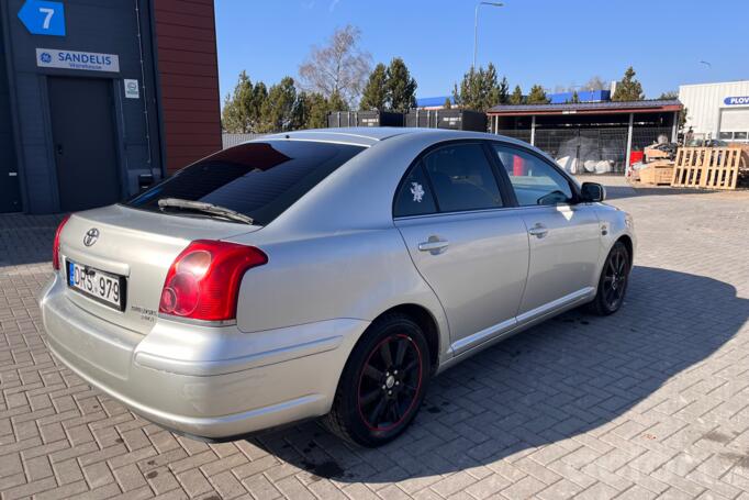 Toyota Avensis 2 generation Sedan
