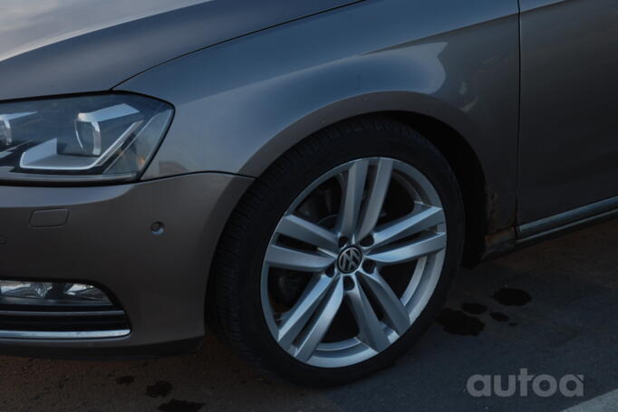 Volkswagen Passat B7 Variant wagon 5-doors