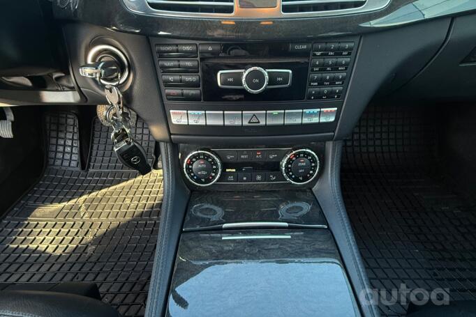 Mercedes-Benz CLS-Class C218/X218 Shooting Brake wagon 5-doors