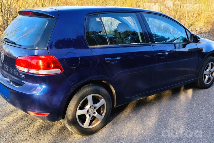 Volkswagen Golf 6 generation Hatchback 5-doors