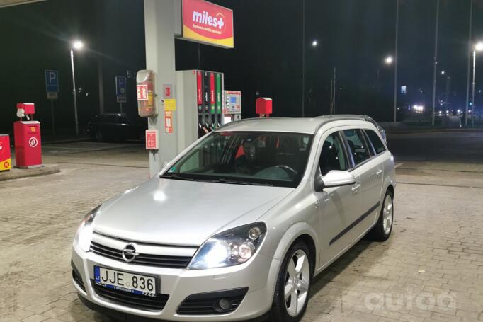 Opel Astra H Hatchback