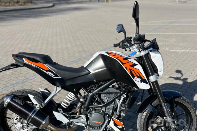 KTM Duke