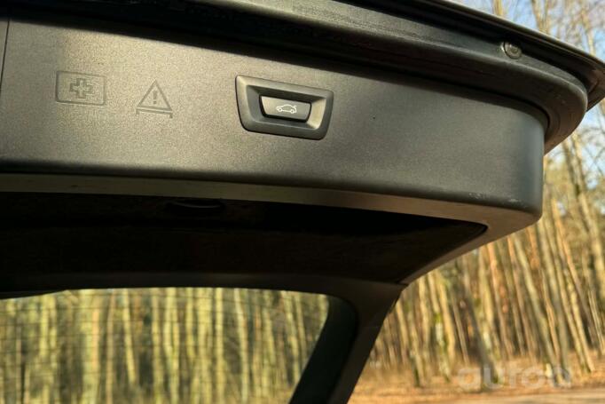 BMW 5 Series F07/F10/F11 [restyling] Touring wagon