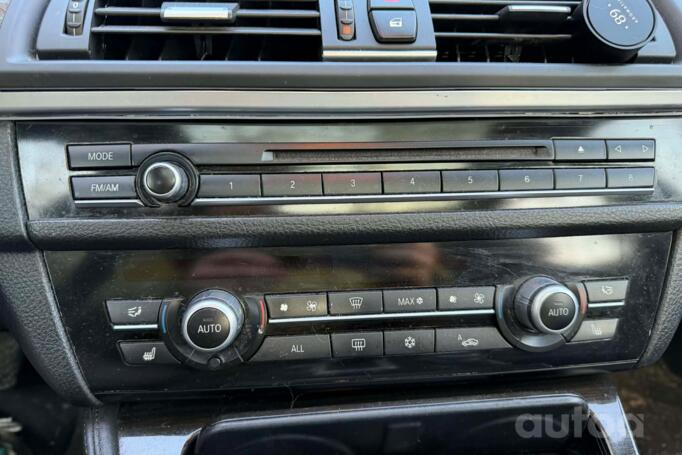 BMW 5 Series F07/F10/F11 [restyling] Touring wagon