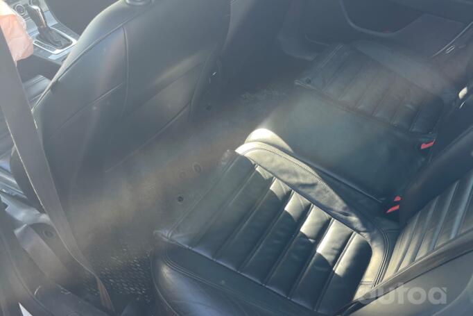 Volkswagen Passat B7 Variant wagon 5-doors