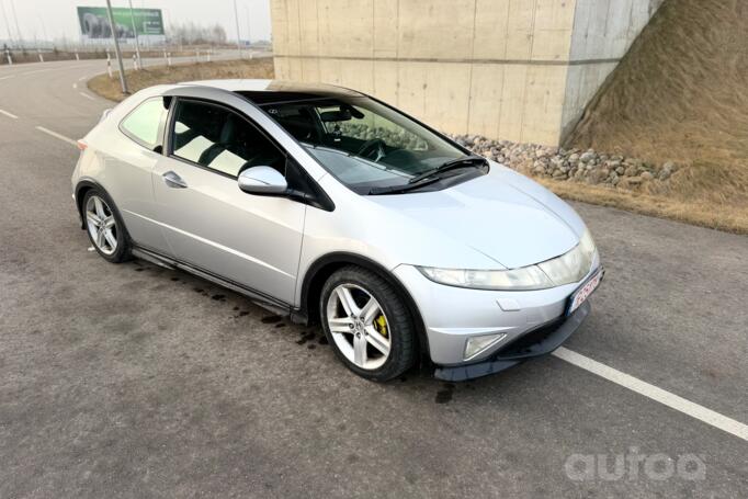 Honda Civic 8 generation Coupe 2-doors