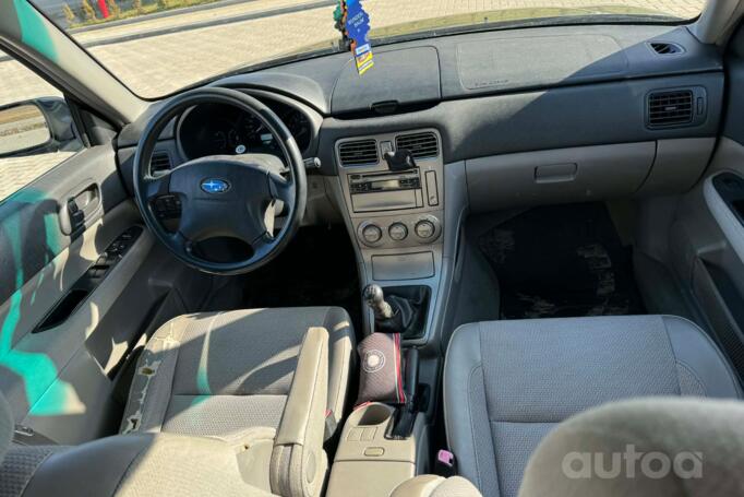 Subaru Forester 2 generation Cross Sports crossover 5-doors