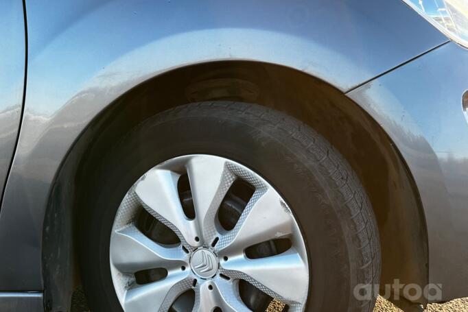 Citroen C3 2 generation Hatchback