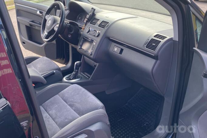 Volkswagen Touran 1 generation [2th restyling] Minivan