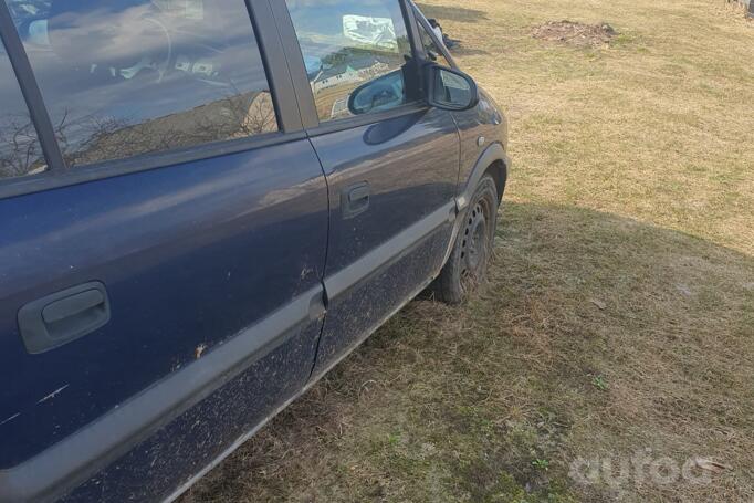 Opel Zafira A OPC minivan 5-doors
