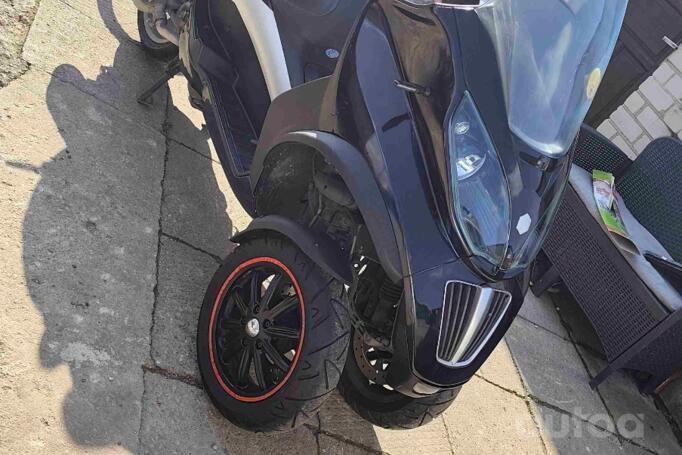 Piaggio MP3