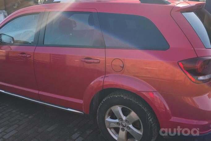 Dodge Journey 1 generation [restyling] Crossover