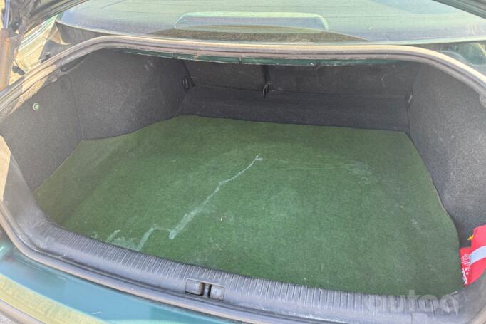 Volkswagen Passat B5 Sedan 4-doors