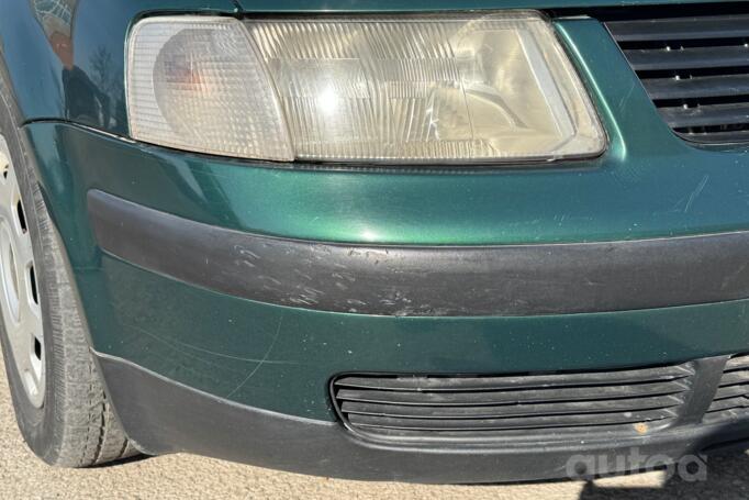 Volkswagen Passat B5 Sedan 4-doors