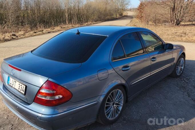 Mercedes-Benz E-Class W211 Sedan