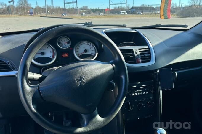 Peugeot 207 1 generation Hatchback 5-doors