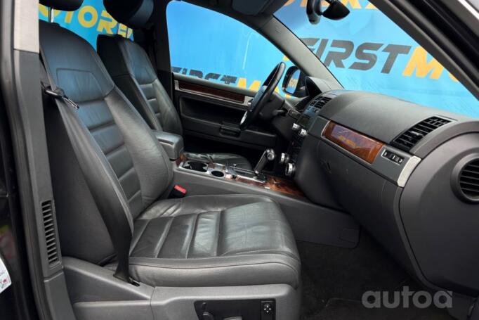 Volkswagen Touareg 1 generation [restyling] Crossover