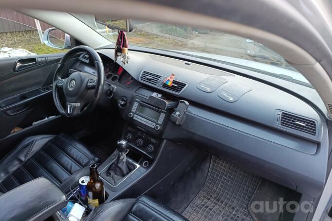 Volkswagen Passat B6 wagon 5-doors