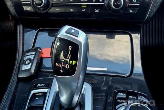 BMW 5 Series F07/F10/F11 [restyling] Touring wagon