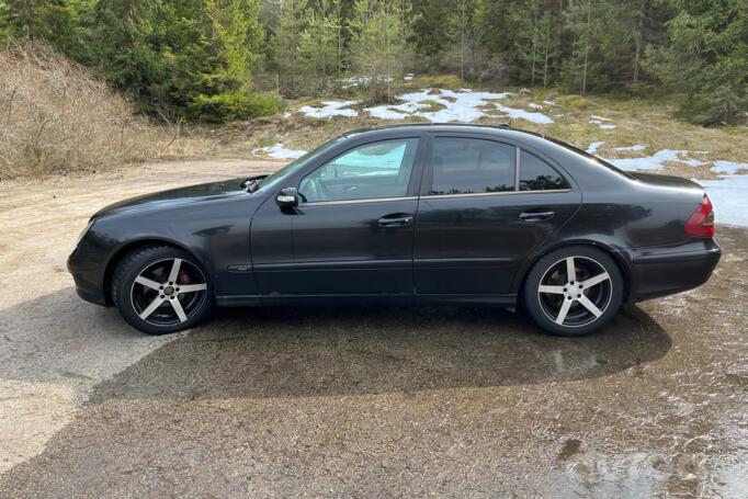 Mercedes-Benz E-Class W211 Sedan