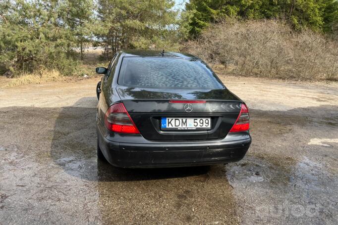 Mercedes-Benz E-Class W211 Sedan