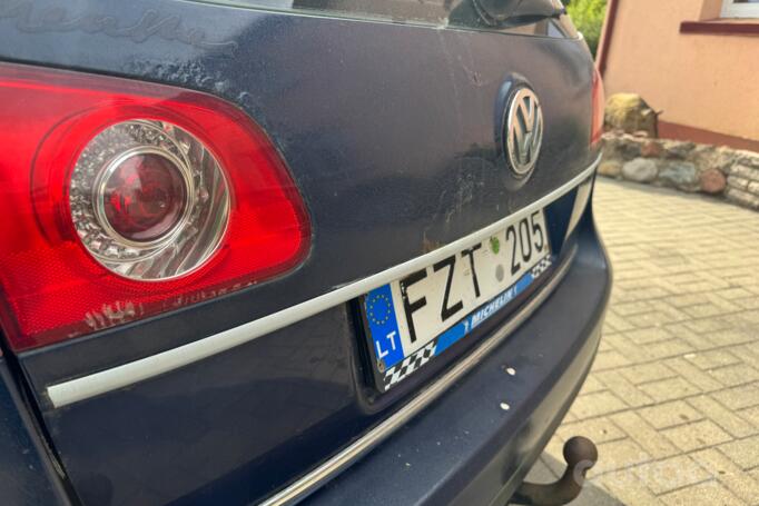 Volkswagen Passat B6 wagon 5-doors