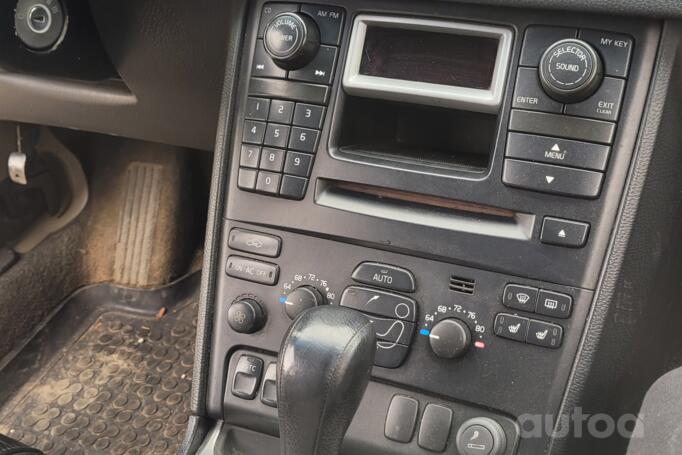 Volvo XC90 1 generation Crossover