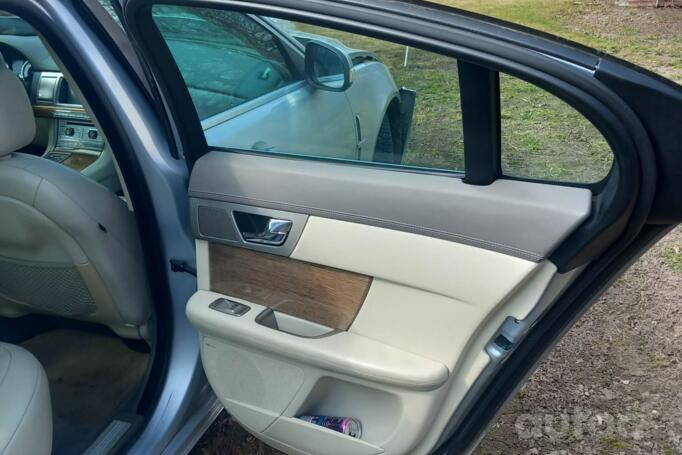 Jaguar XF X250 Sedan 4-doors