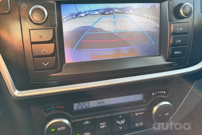 Toyota Auris 2 generation Hatchback 5-doors