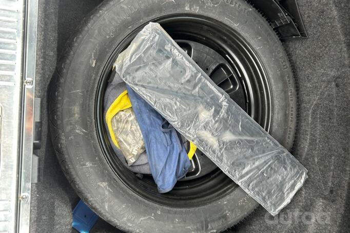 Mercedes-Benz E-Class W211/S211 wagon 5-doors