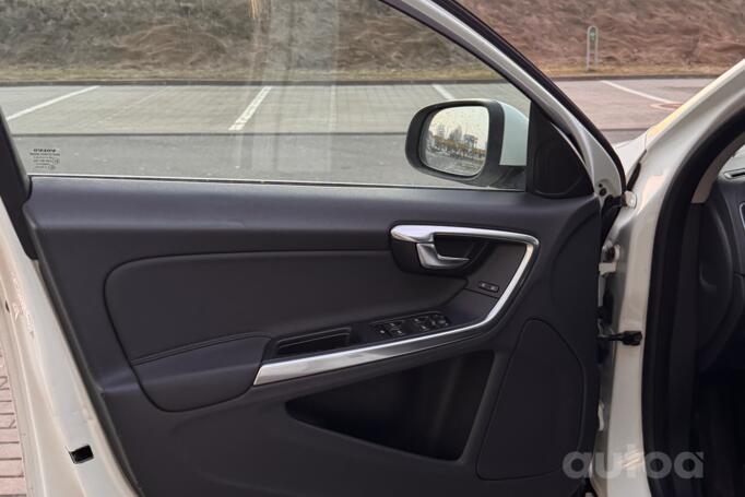 Volvo S60 2 generation Sedan