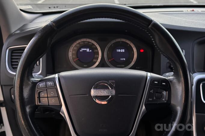 Volvo S60 2 generation Sedan