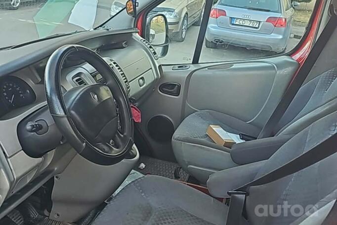 Renault Trafic 2 generation [restyling] Minivan