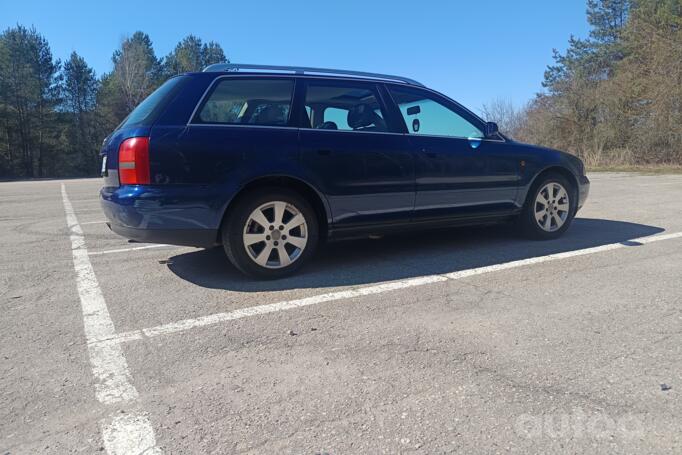 Audi A4 B5 Avant wagon 5-doors