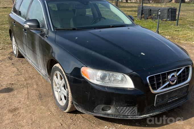 Volvo V70 3 generation wagon