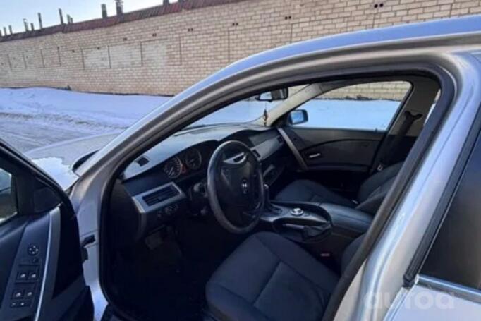 BMW 5 Series E60/E61 Touring wagon