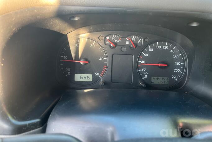 Volkswagen Transporter T4 Minivan 4-doors