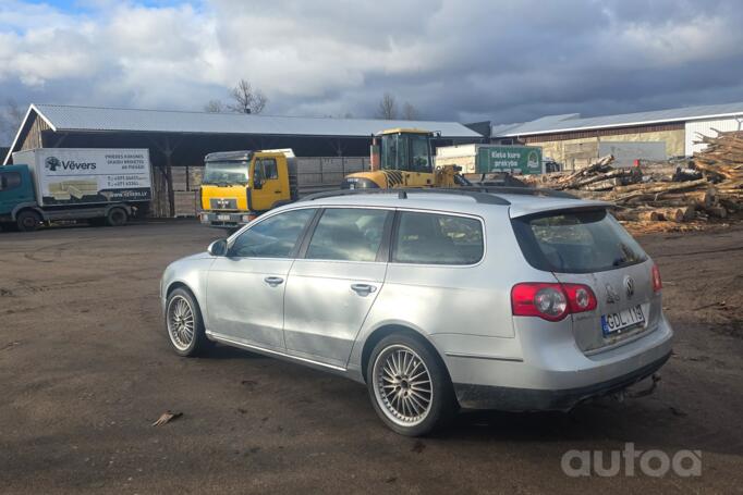 Volkswagen Passat B6 wagon 5-doors