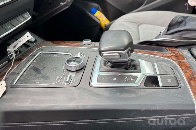 Audi Q5 2 generation Crossover