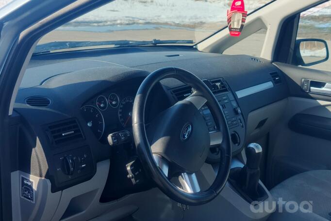 Ford Focus 2 generation Hatchback 5-doors