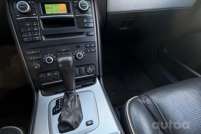 Volvo XC90 1 generation [restyling] Crossover