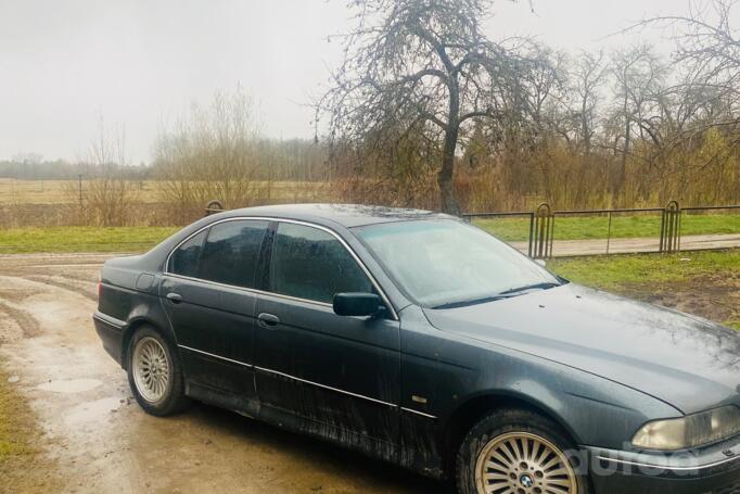 BMW 5 Series E39 Sedan 4-doors