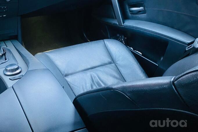 BMW 5 Series E60/E61 Sedan